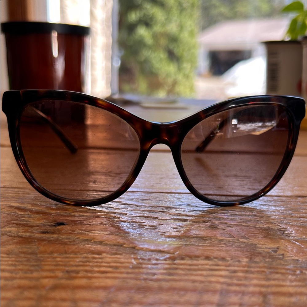 Burberry Tortoiseshell Cat-Eye Sunglasses with Brown Lenses